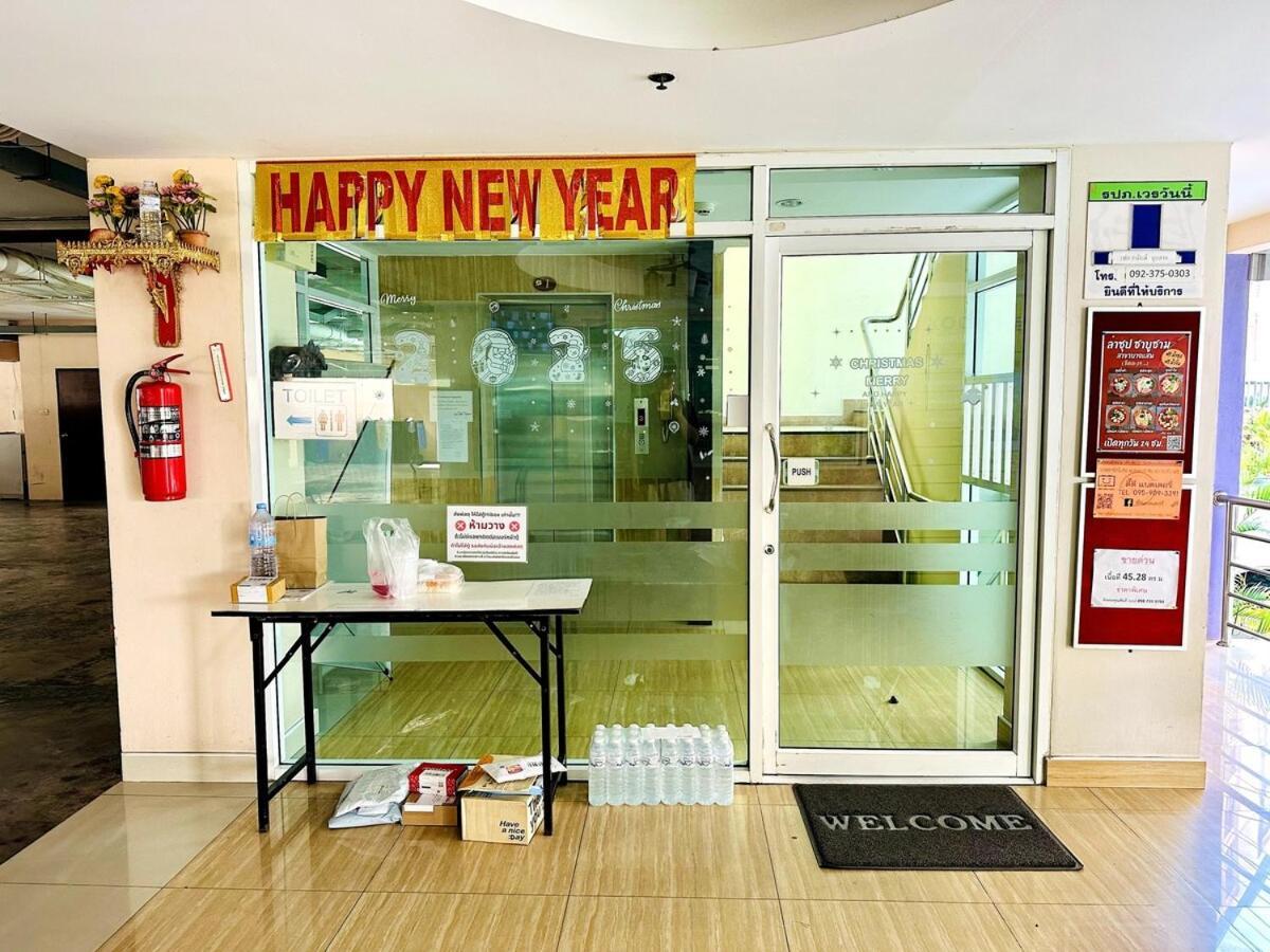 Aparthotel Wisdom Burg Bangsaen, Pool, Gym Ban Rong Khoei Esterno foto