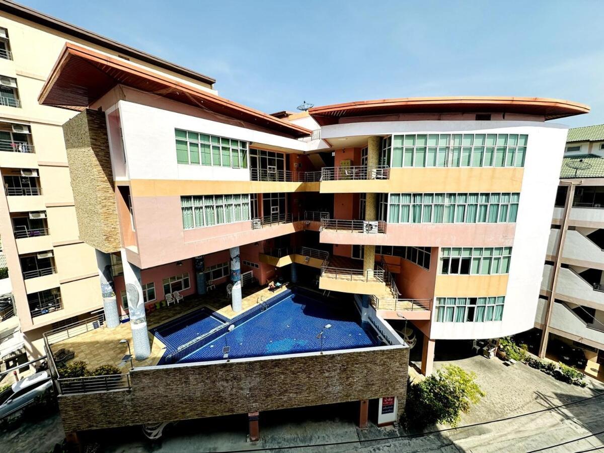 Aparthotel Wisdom Burg Bangsaen, Pool, Gym Ban Rong Khoei Esterno foto