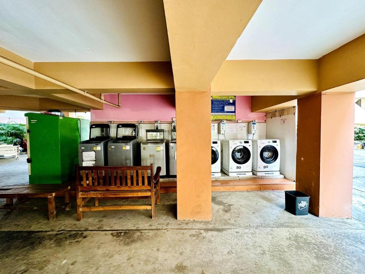 Aparthotel Wisdom Burg Bangsaen, Pool, Gym Ban Rong Khoei Esterno foto