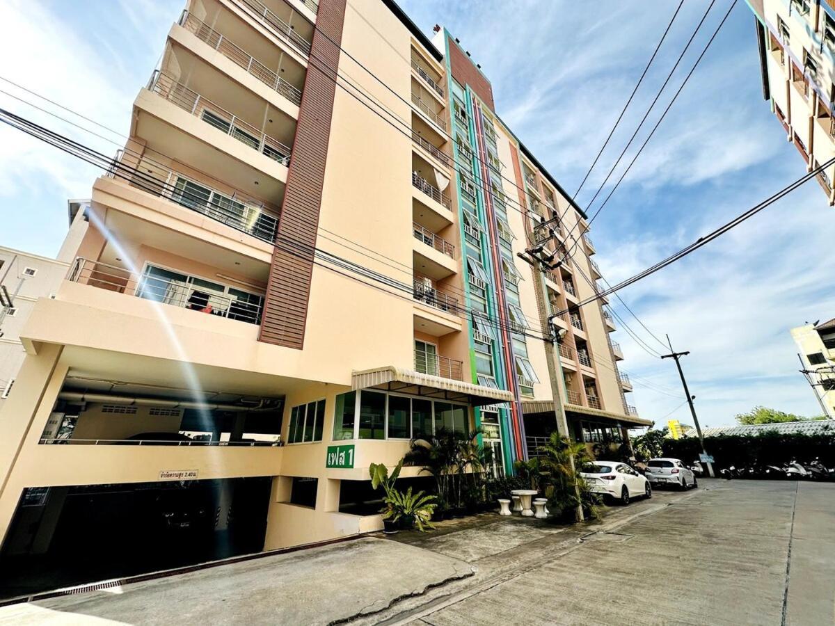 Aparthotel Wisdom Burg Bangsaen, Pool, Gym Ban Rong Khoei Esterno foto